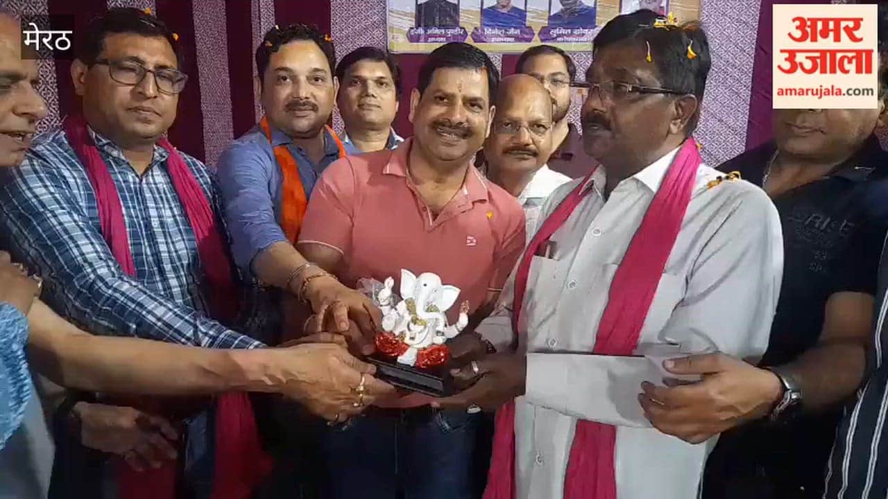 Meerut: Holi Milan Ceremony Organized in Major Dhyan Chand Nagar Industrial Area