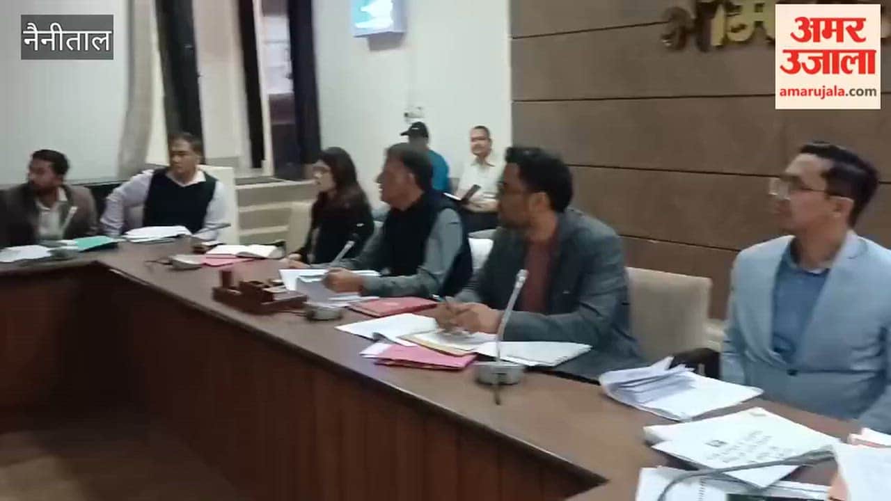 The CDO directed the officials to spend 100% of the funds on development works by March 15