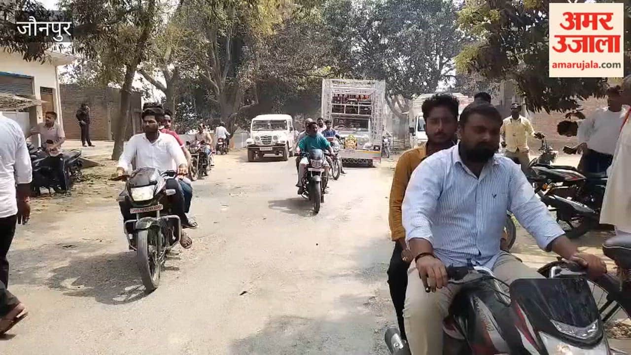 UPSC Shubham received grand welcome on reaching Kalwari in jaunpur