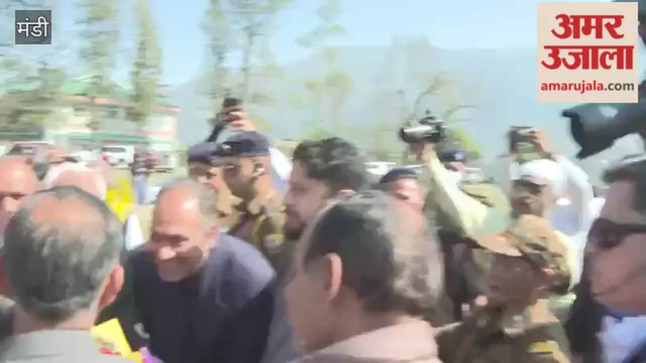 CM Sukhu receives a rousing welcome upon his arrival in Sundernagar; will inaugurate modern 'robotic surgery' facility at Medical College Nerchowk