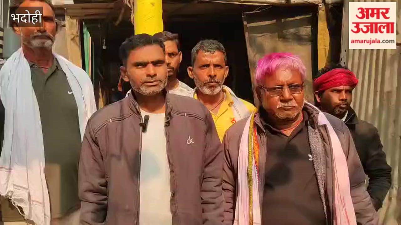 PWD employee found hanging in Bhadohi