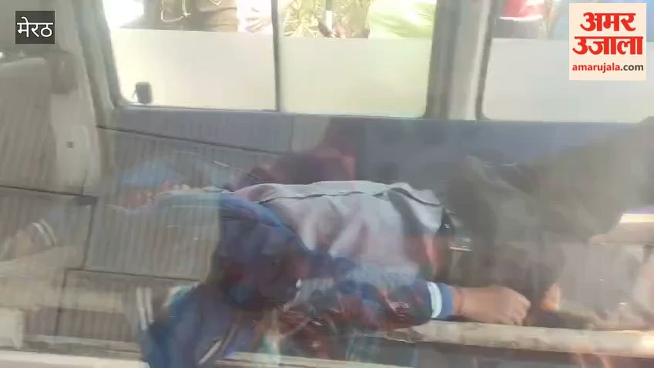 Meerut: Young man riding a bike fell 30 feet after being hit by a car.