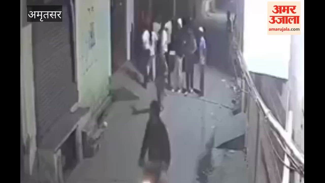 After love marriage there was fierce fight between both parties in Amritsar