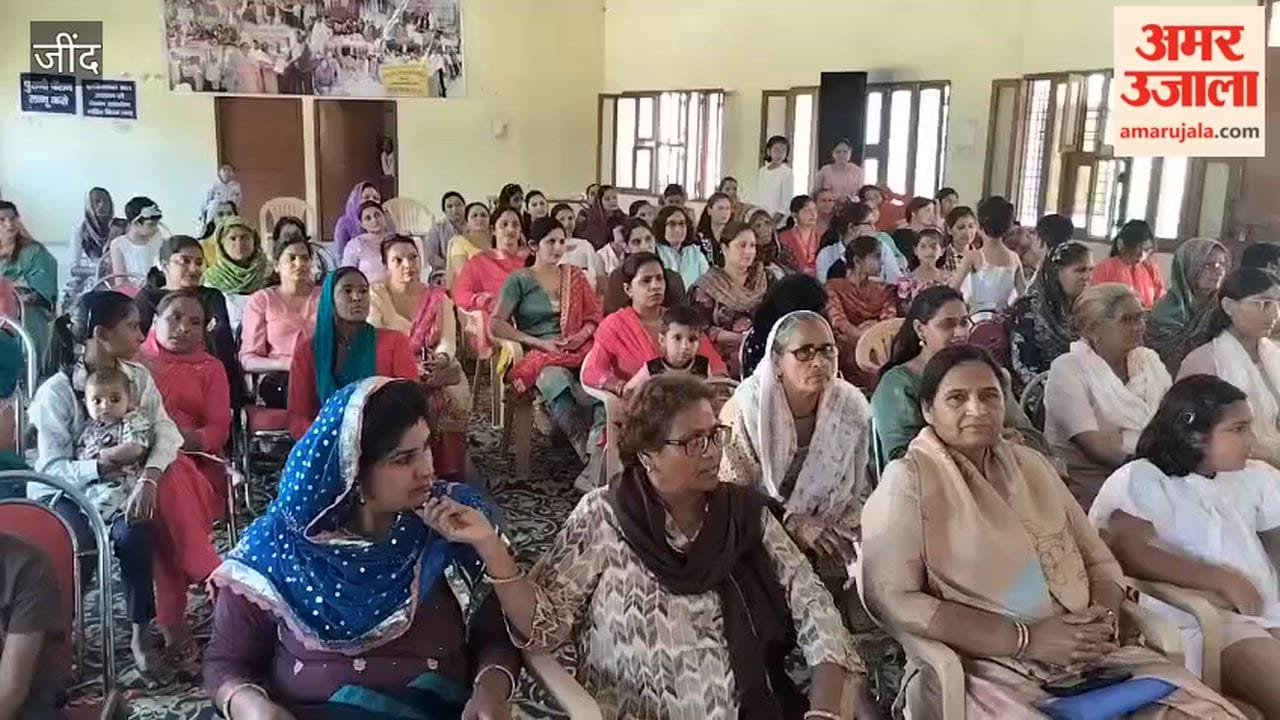 Sarva Karamchari Sangh and CITU celebrated International Women's Day in Jind, more than 100 women participated.