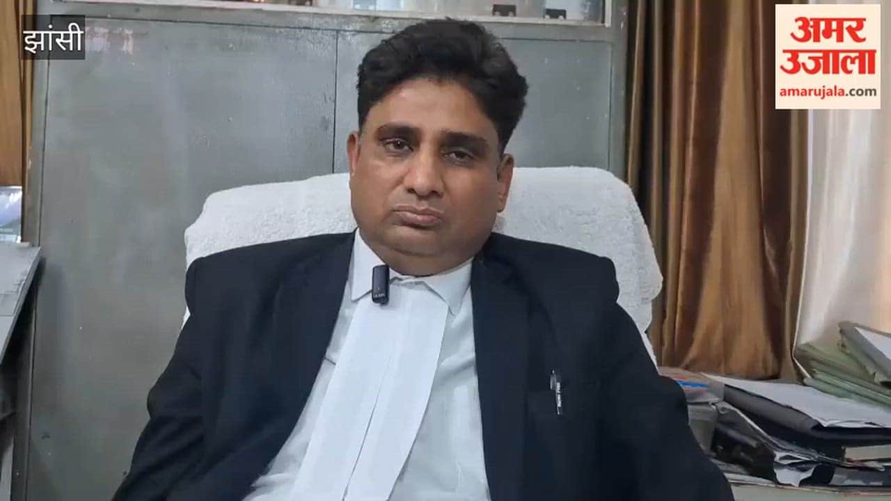 Student leader accused of rioting at BKD in Jhansi acquitted, senior advocate Vivek Vajpayee giving information about the case