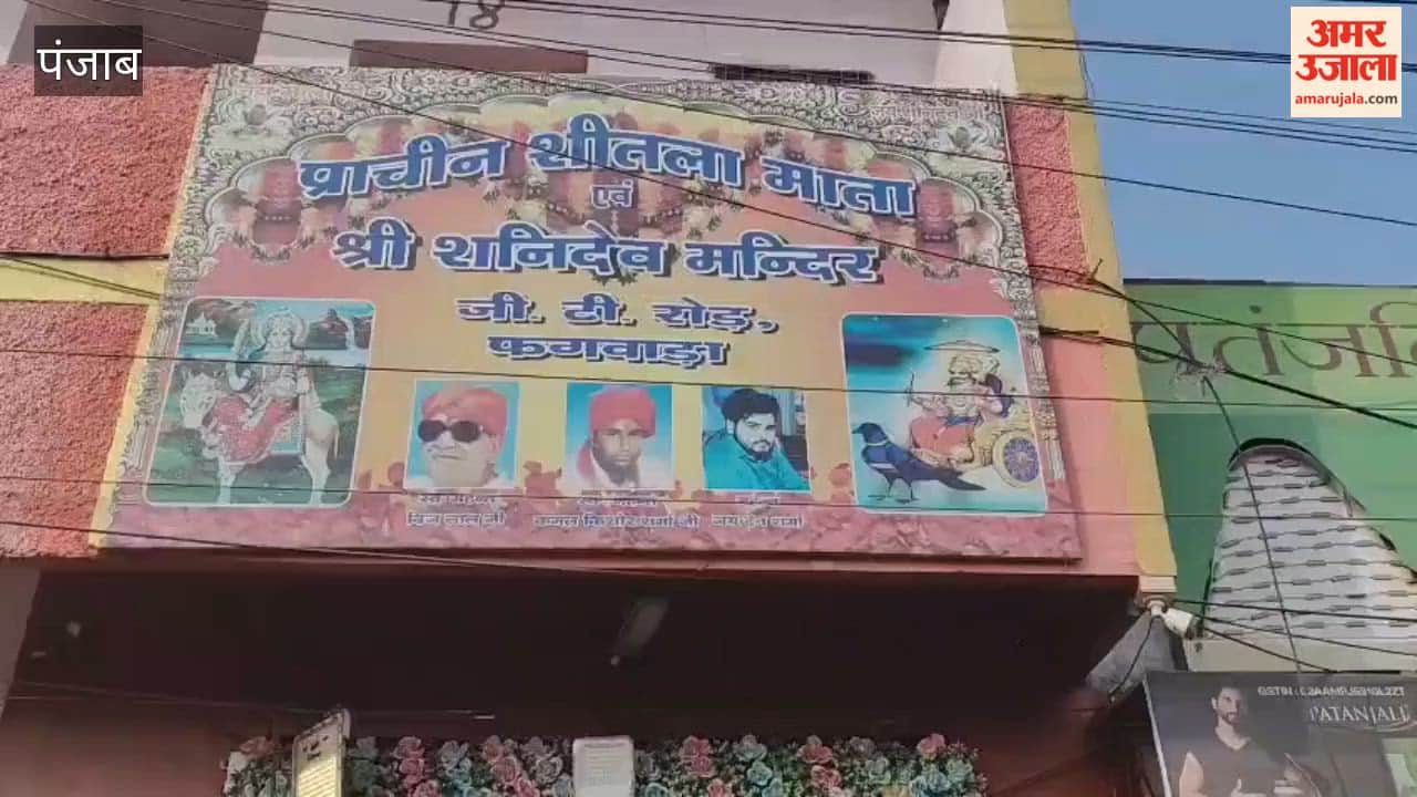 On Sheetla Saptami, long queues of devotees were seen at Sheetla Mata temples.