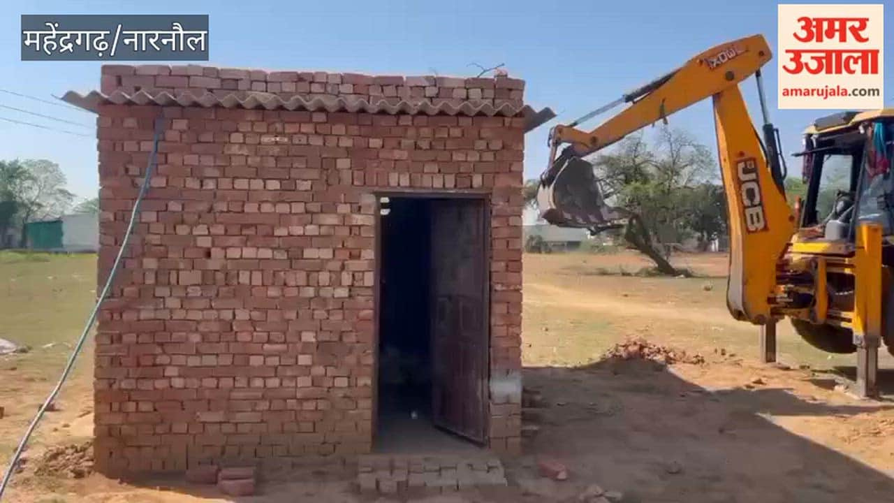 Bulldozers run on illegal construction on temple and Waqf Board land in Narnaul, demolition of three acres