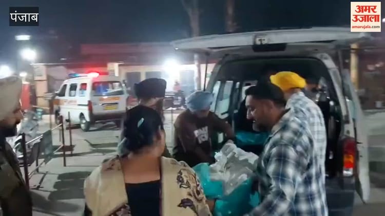 टांडा में सड़क हादसे में मां-बेटे समेत तीन की माैत