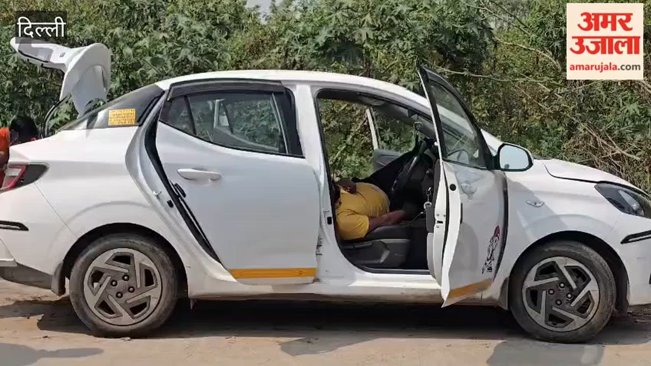Two dead bodies found inside a car in Narela Industrial Area delhi