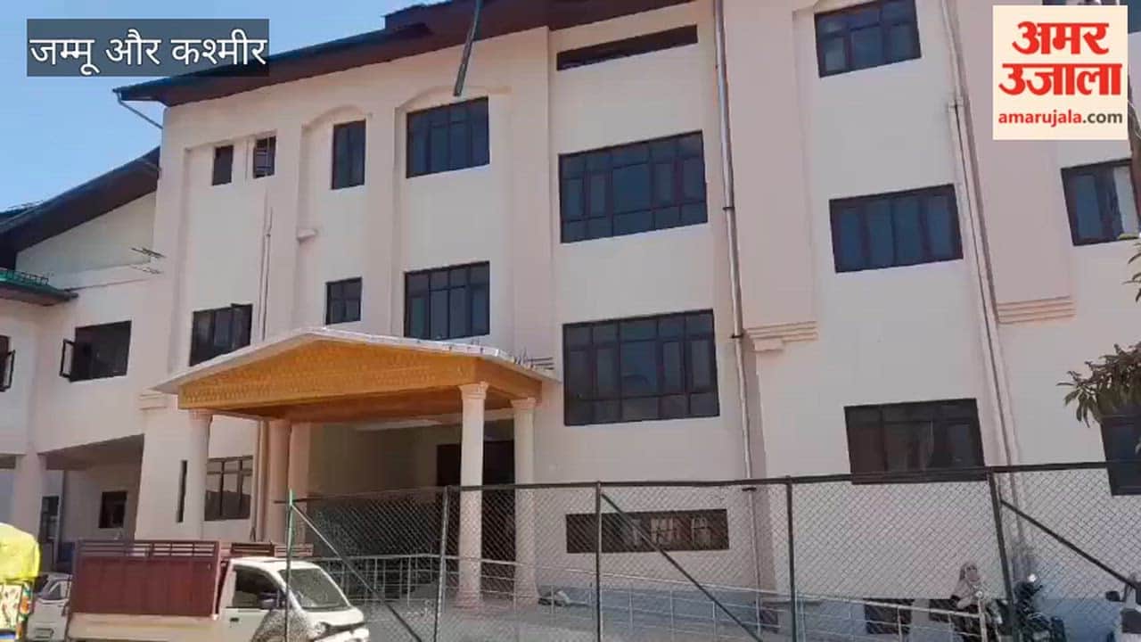 Kangan Maternity & Child Care Hospital Yet to Be Inaugurated; Locals Demand Immediate Opening