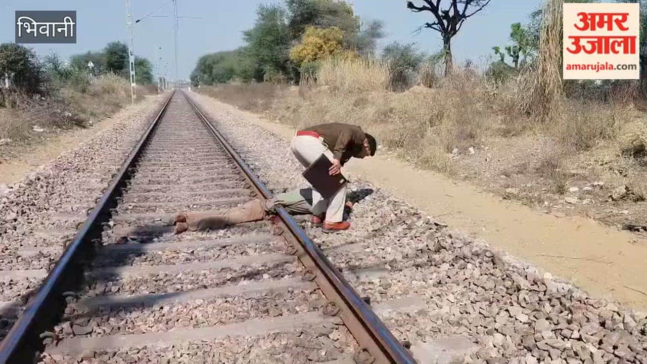 A young man committed suicide by coming in front of the Vande Bharat train in Loharu