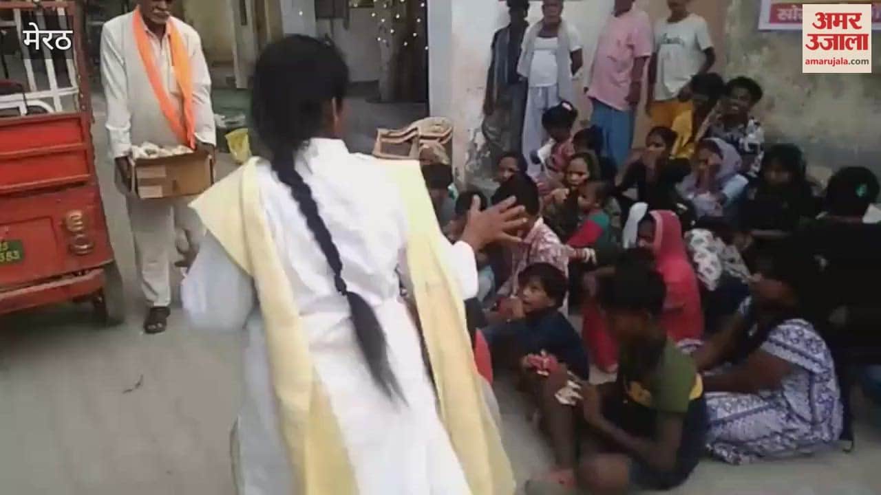 Meerut: Diwali celebrated in Sant Sai Leprosy Ashram