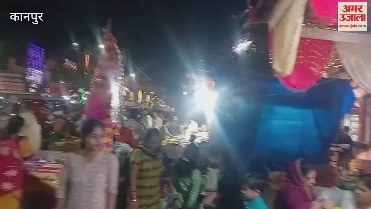 market is buzzing on Dhanteras, with the reduction in GST bringing cheer to both customers and shopkeepers