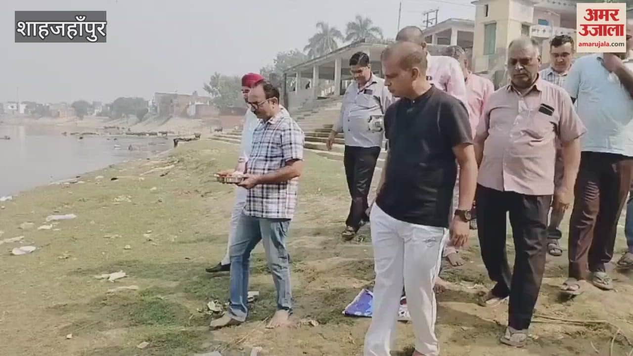 members of the Prithvi Sanstha worshipped an owl in Shahjahanpur