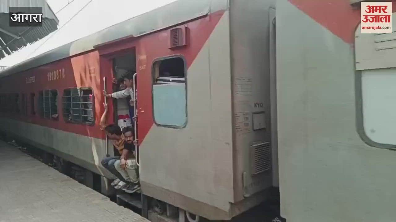 No seats available on trains during the festival