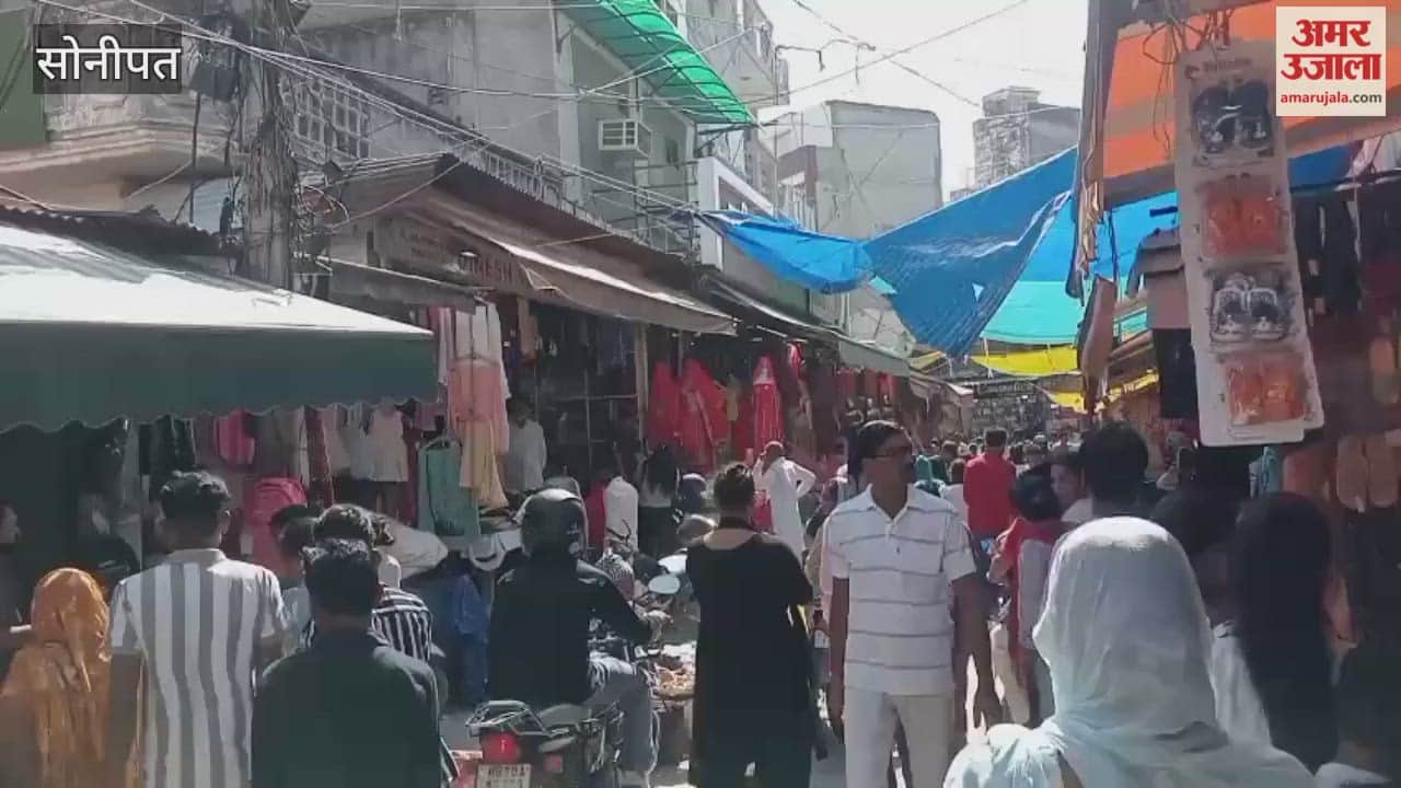 The festival of lights has brought a festive atmosphere to the markets of Sonipat, with people busy shopping for diyas and decorative items.