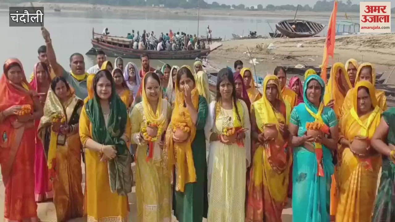 Wearing yellow clothes, 151 women took out the Kalash Yatra of Shiva Mahapuran
