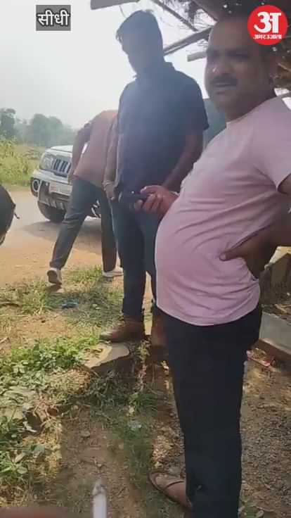 Illegal liquor being sold openly, villagers seized the goods, goons attacked, police missing for four hours!