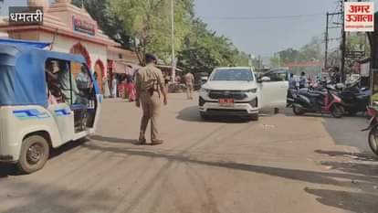 A flag march was carried out in Dhamtari under the leadership of the Collector and SP