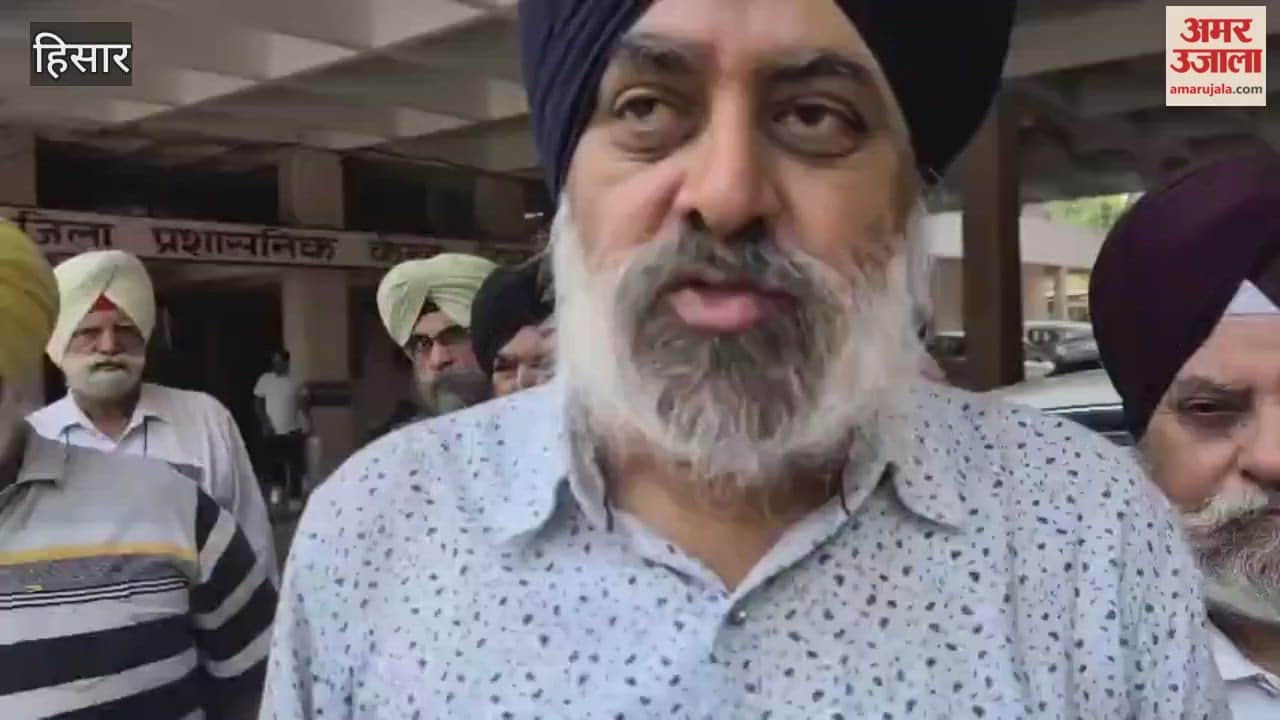 People of Sikh community met Deputy Commissioner and Superintendent of Police in Hisar