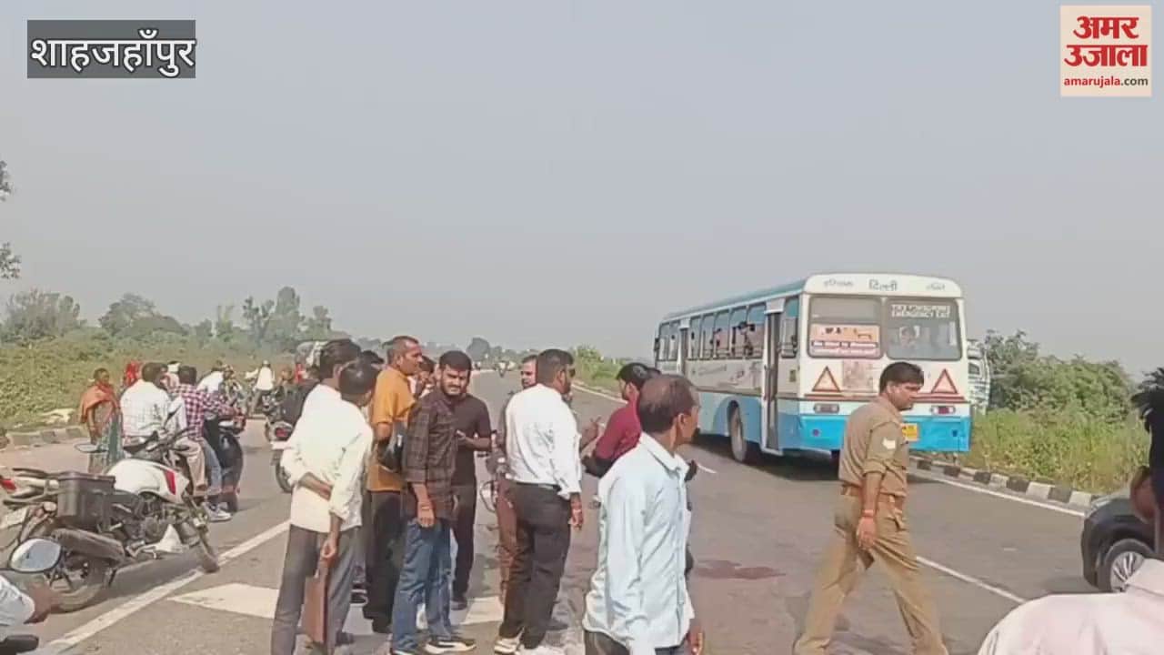 man riding a motorcycle died after his neck cut by Chinese manjha