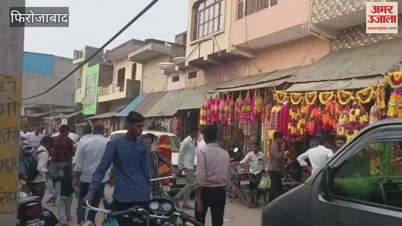 Crowds gathered to shop on Diwali