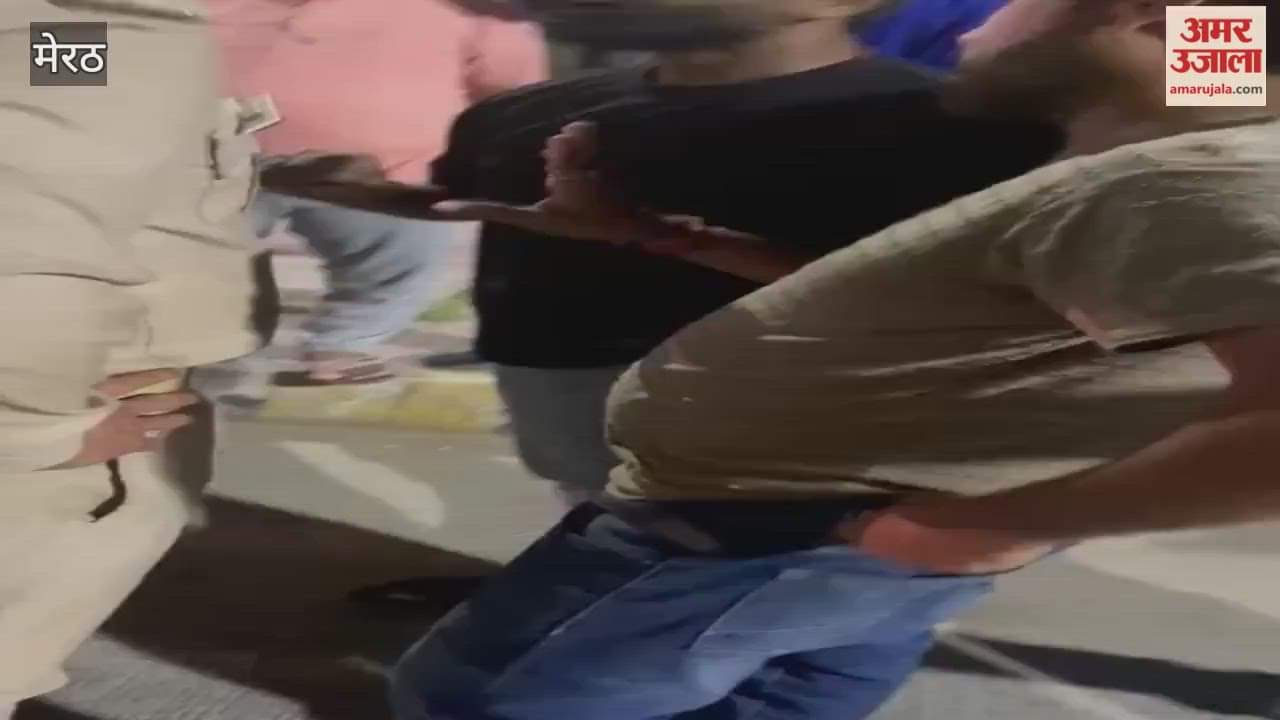 Meerut: Uproar at Bhuni toll plaza