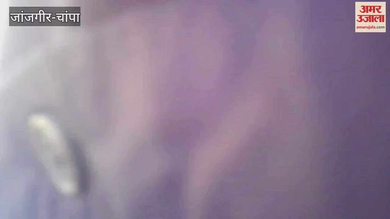 PM किसान योजना में KYC के नाम पर रिश्वतखोरी का वीडियो वायरल, कंप्यूटर ऑपरेटर 4 हजार रुपये लेते कैमरे में कैद