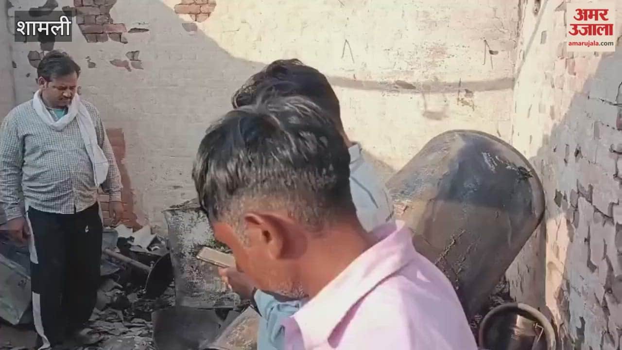 Shamli: Roof blown off due to cylinder explosion, cracks in walls