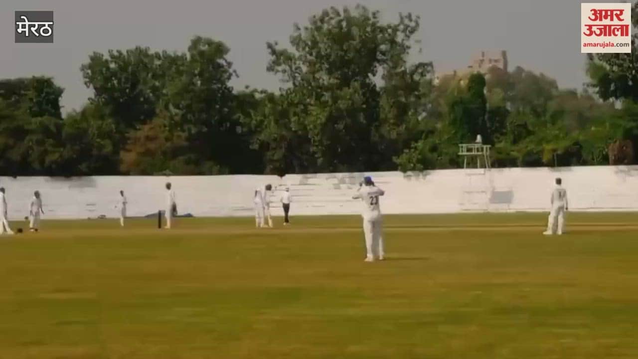 Meerut: Match between UP and Karnataka starts