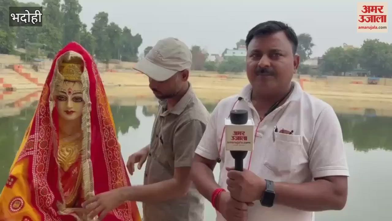 fasting women went to ghats and performed ritualistic worship of altar