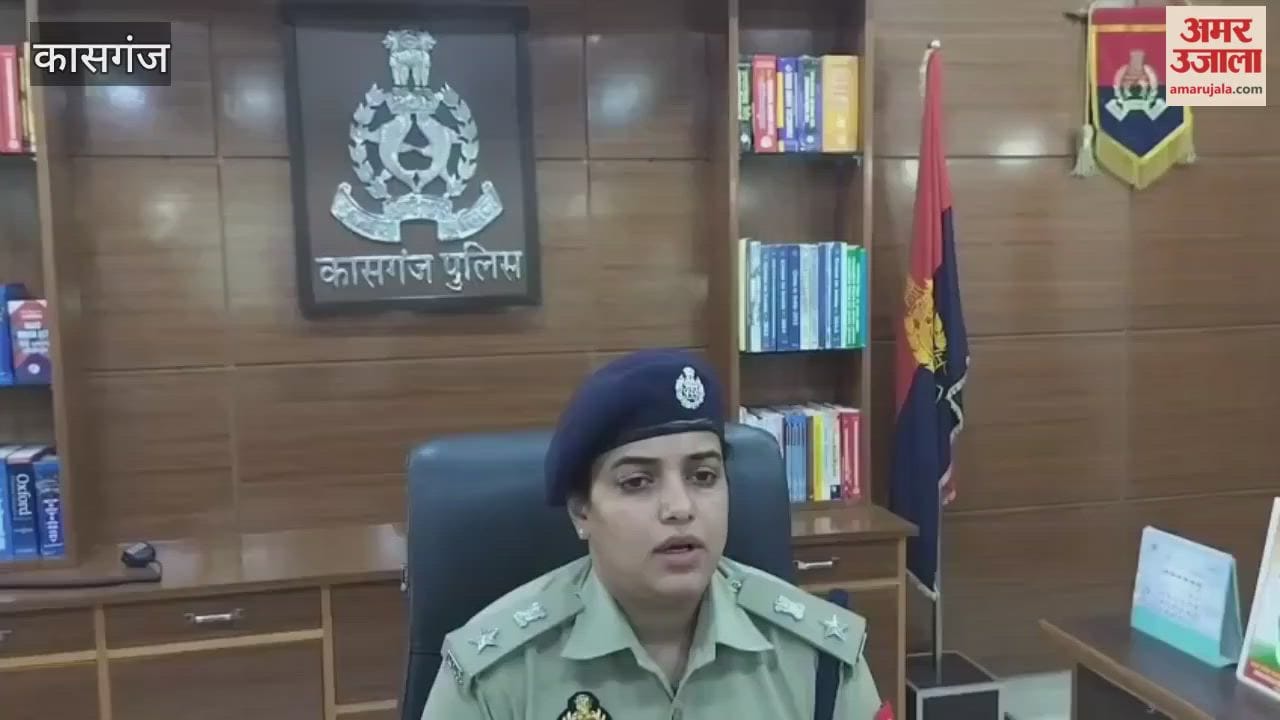 clash between two communities in kasganj