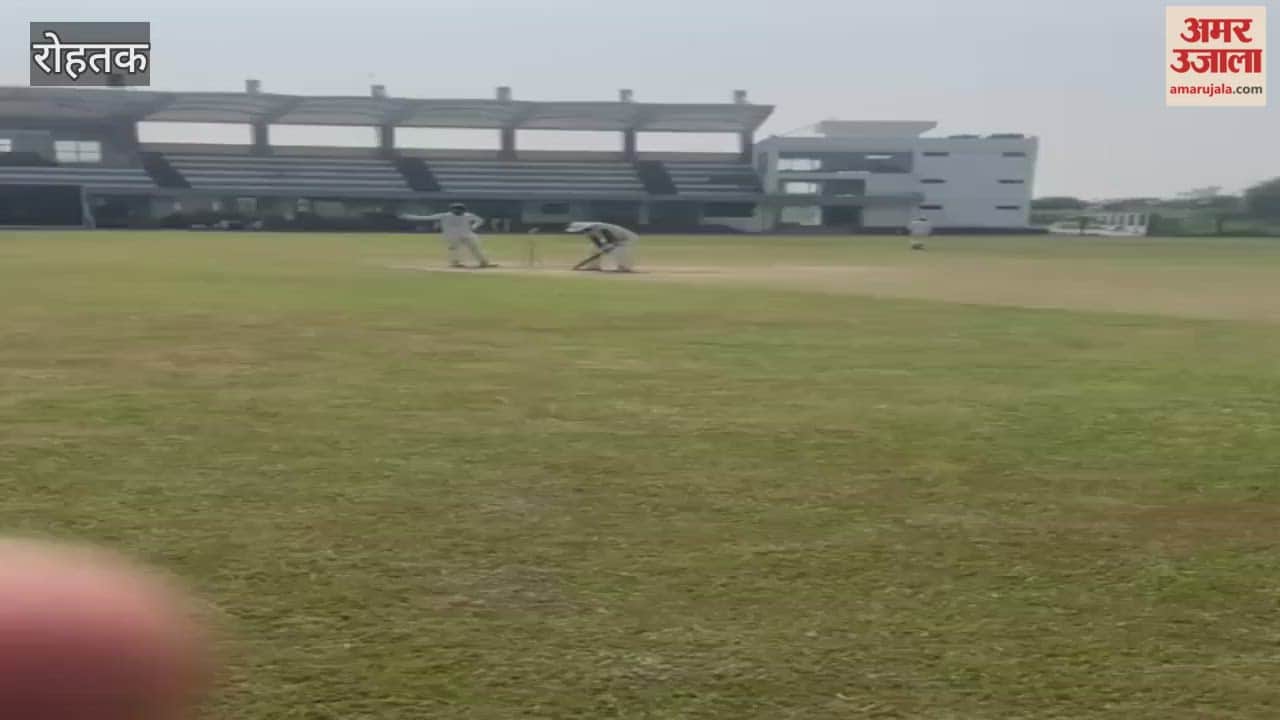 SMM College Palwal defeated Aggarwal College Ballabhgarh by seven wickets in Rohtak.