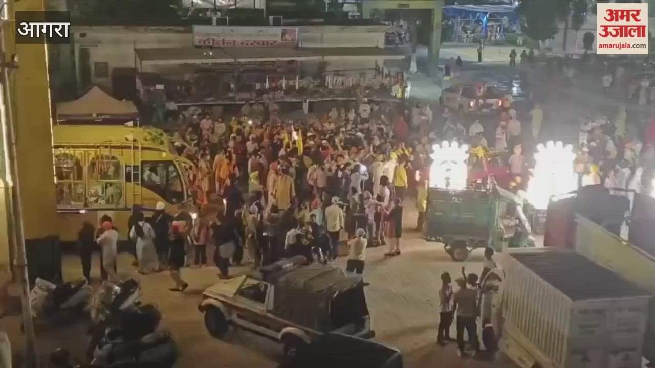 Gurucharan Yatra receives grand welcome in Agra