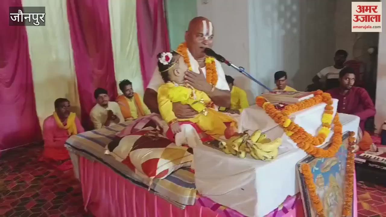 Devotees were delighted to see tableau of Shri Ram birth anniversary
