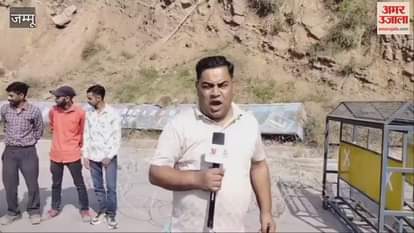 Demand for a chowk in Domel is growing, with vehicles traveling on different routes increasing the risk of accidents.