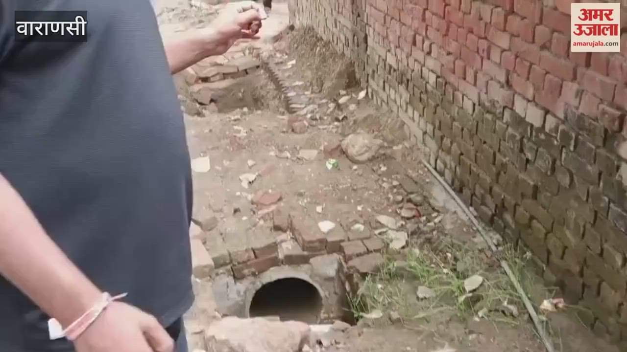 Samajwadi Party leader said – Engineers and contractors educated lunatics