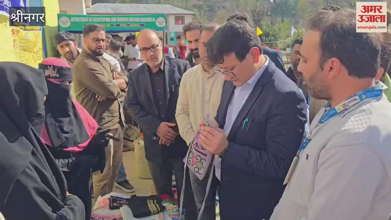 DC Baramulla Holds Block Diwas at Nambla Uri; Assures Timely Redressal of Public Grievances