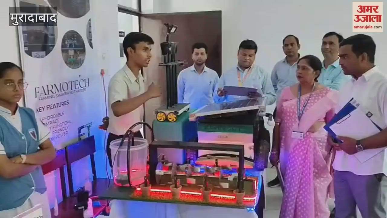 magic of AI glasses.If you blink for three seconds, your car will be parked on the side; talent on display at the science fair