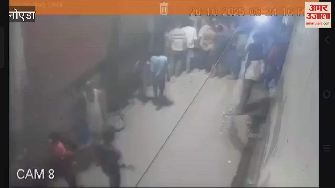 One person murder with knife in dispute while collecting eggs in noida