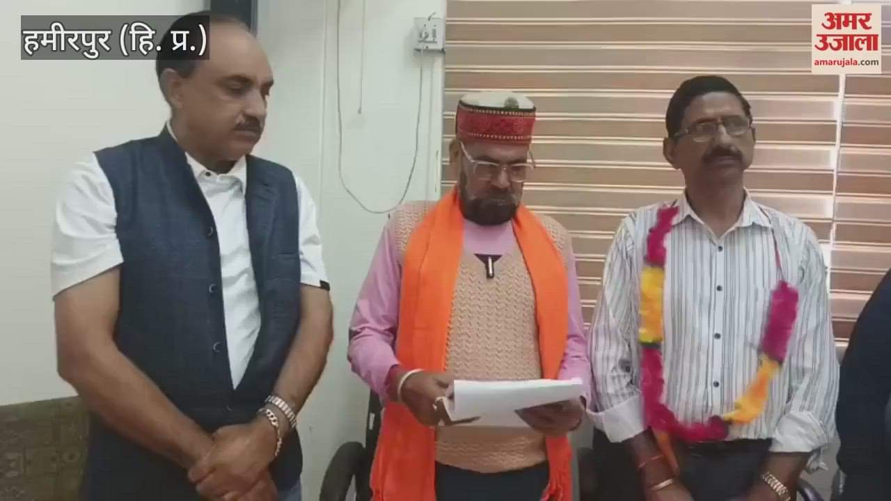 Hamirpur Ajmer Thakur said the government is not paying attention to the problems of pensioners