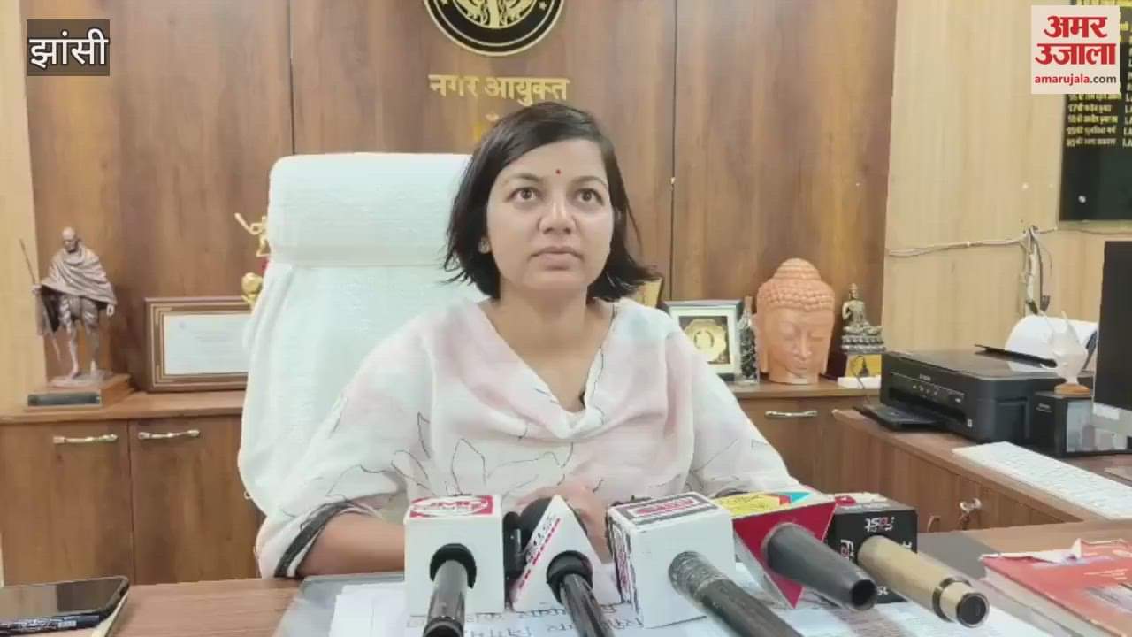 Jhansi: Newly appointed Municipal Commissioner takes charge, these works will be given priority