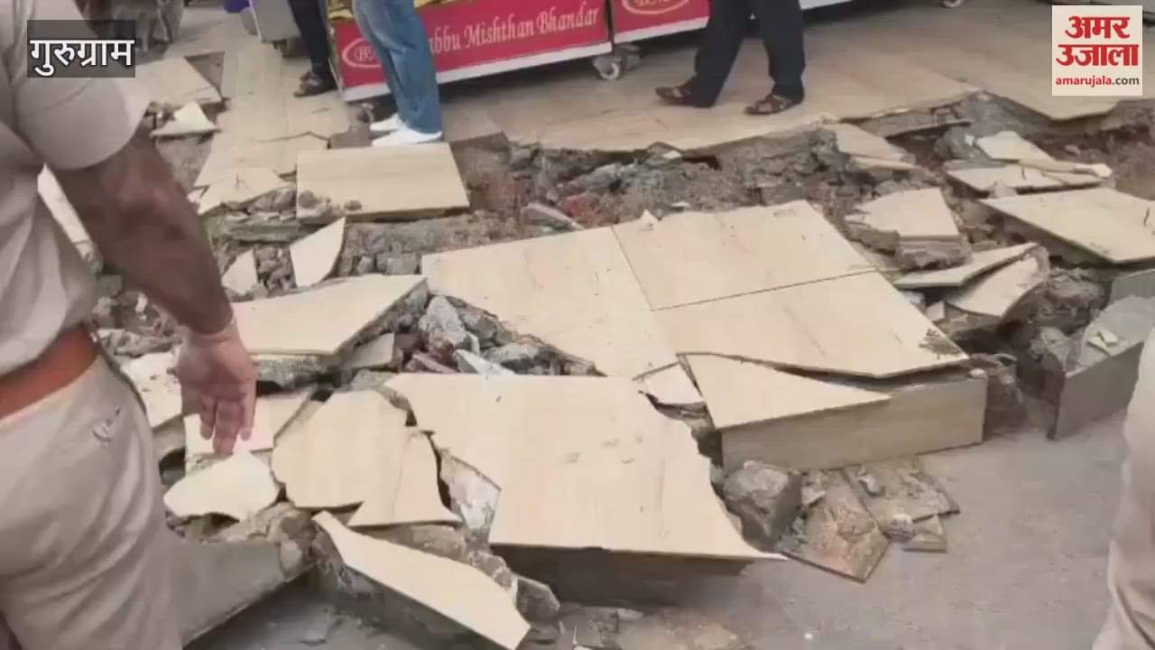 Gurugram Pataudi SDM takes action against encroachment removed platforms in front of shops