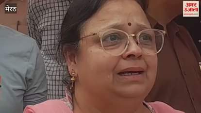 Central Market Shopkeepers in Meerut Protest for Relief After Demolition