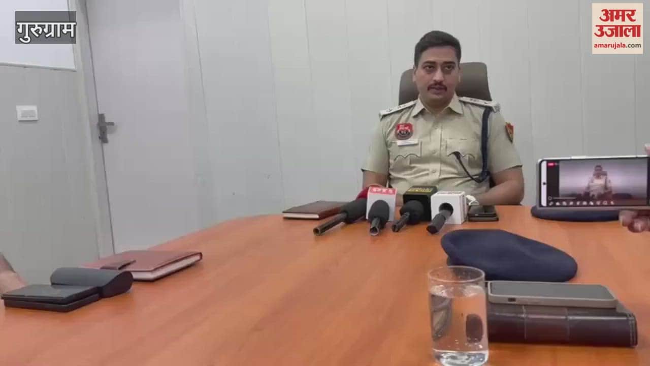 Gurugram traffic Police alert regarding ban of BS-third vehicles in Delhi