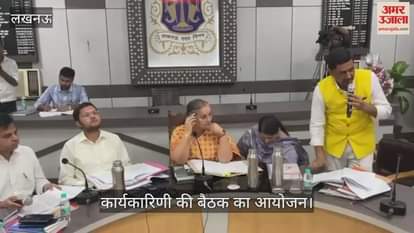 VIDEO: महापौर सुषमा खर्कवाल के नेतृत्व में कार्यकारिणी बैठक का आयोजन