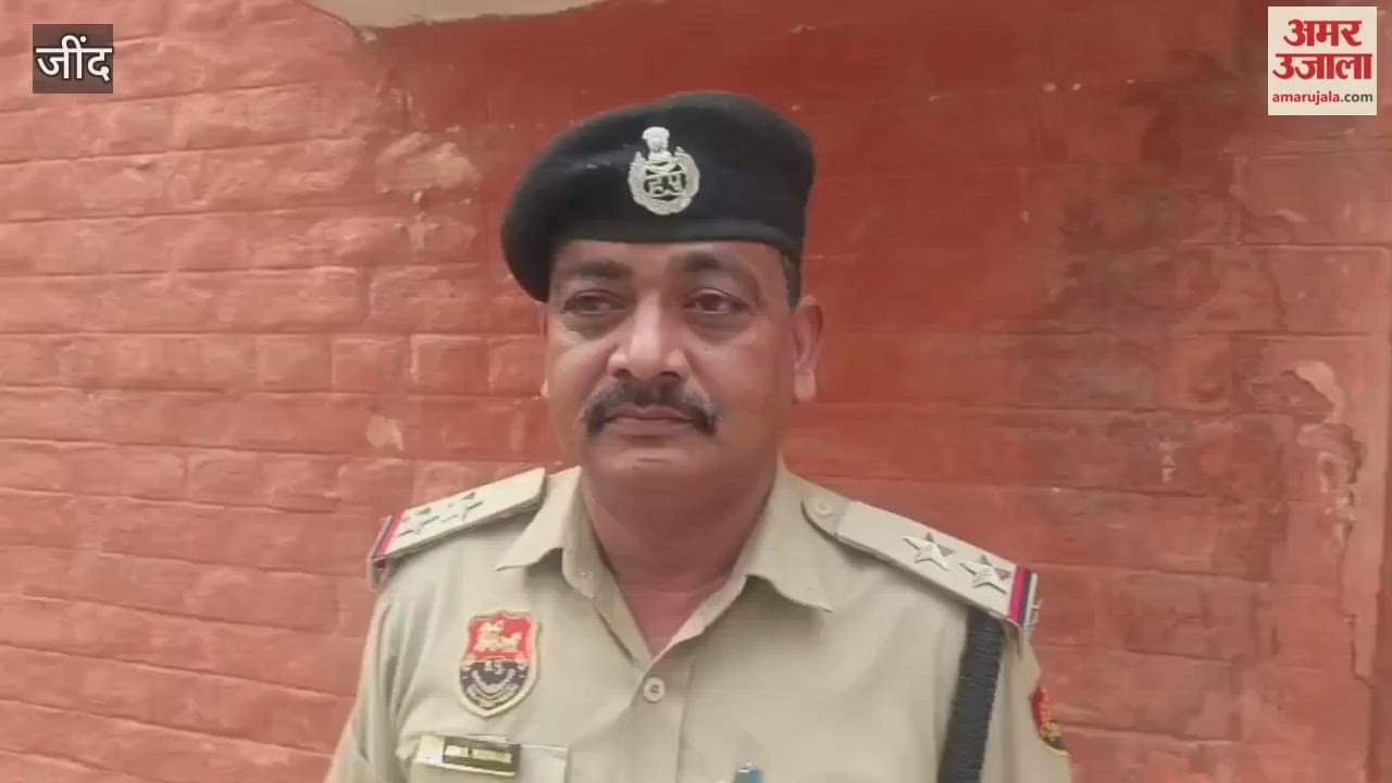 youth was arrested with a 32-bore pistol near Gosai Kheda in Jind.