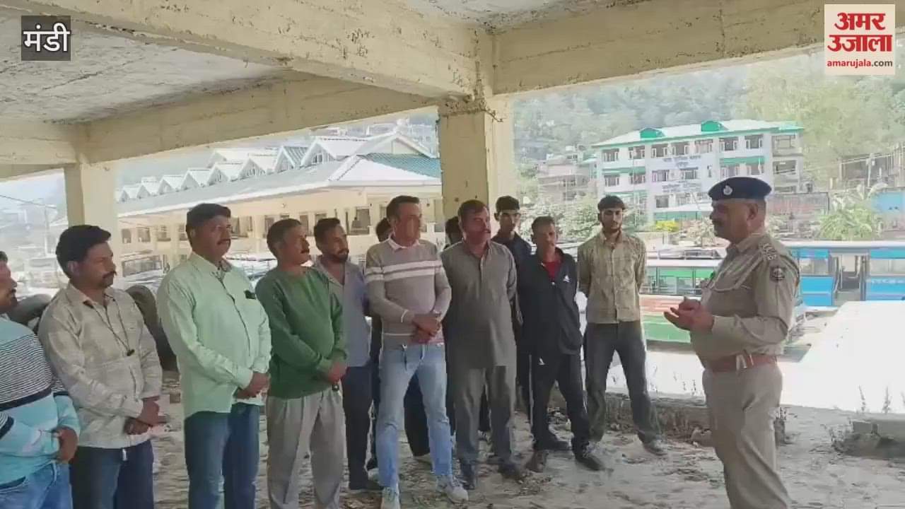 Mandi HRTC workers and taxi drivers made aware at Dharampur bus stand
