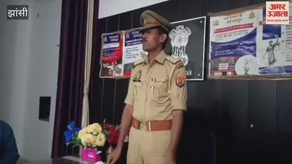 Jhansi: Police interact with villagers regarding BNS