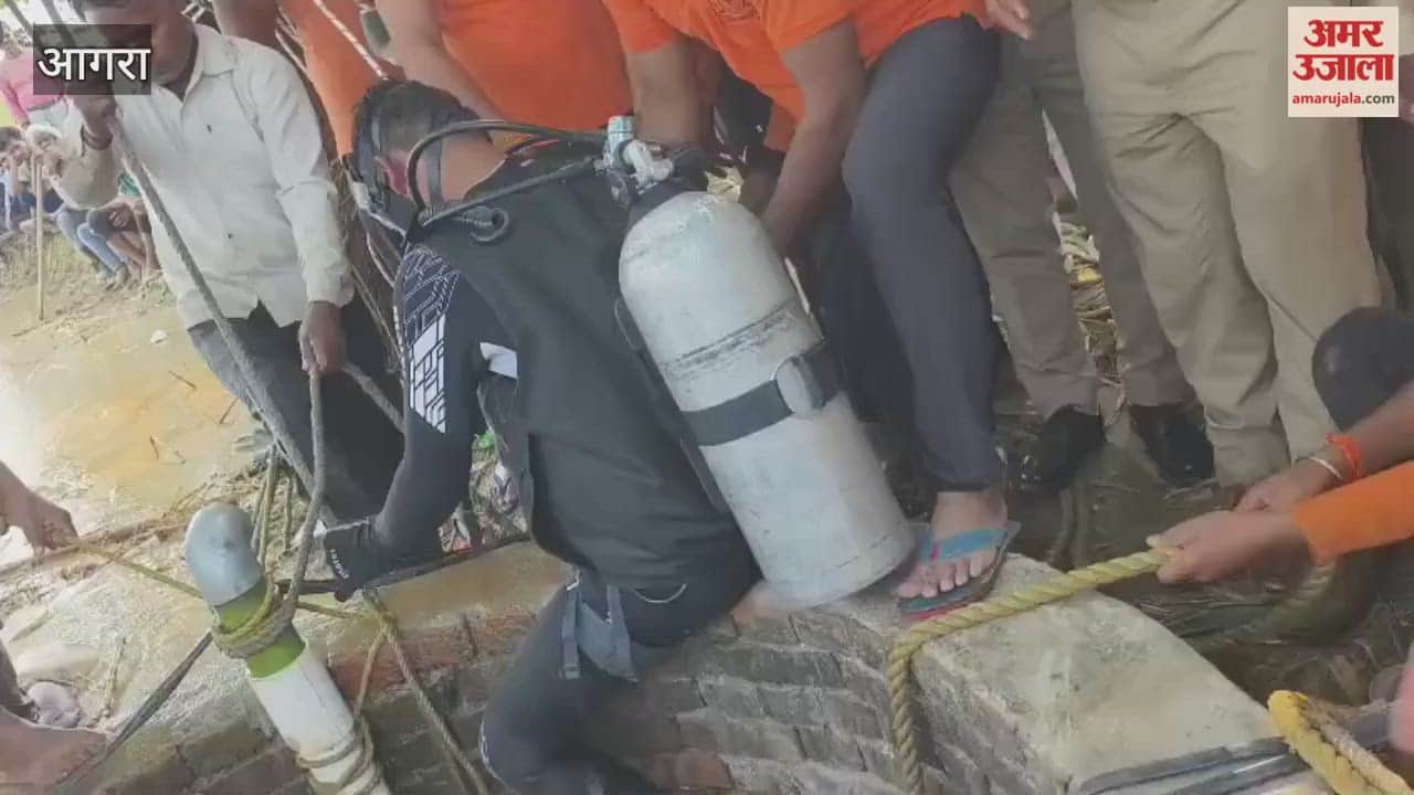 SDRF's team lowered Mukesh into the well efforts continue to save the innocent child